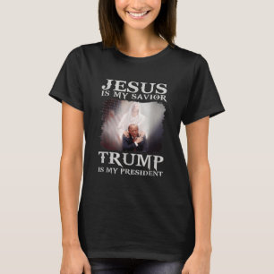 Camiseta Jesus é o meu salvador é o meu presidente