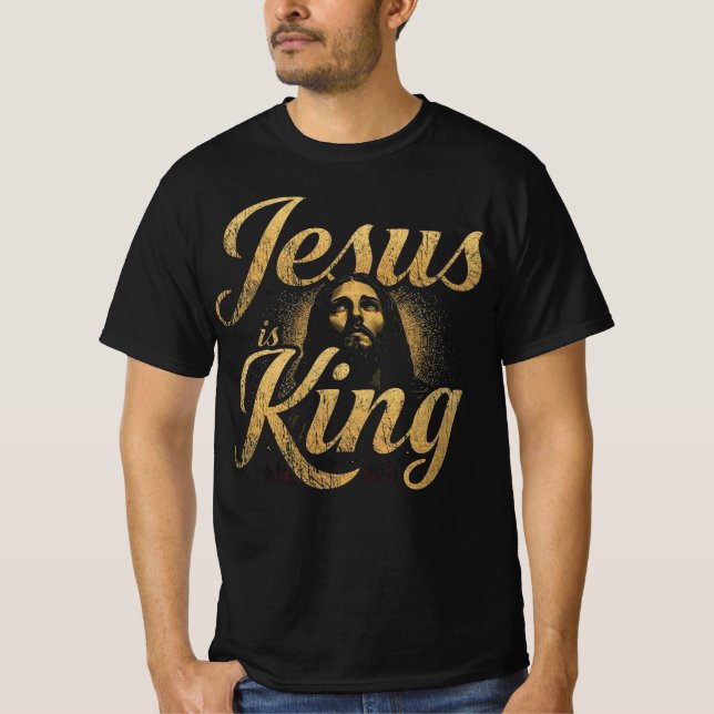 Camiseta Jesus Is King Bold Gold Christian Typography (Frente)