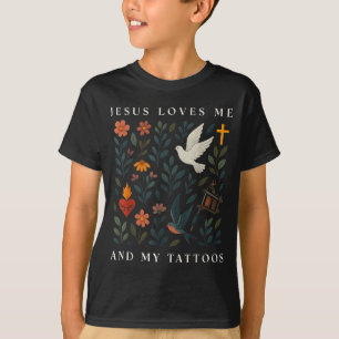 Camiseta Jesus Me Ama e Minhas Tatuagens