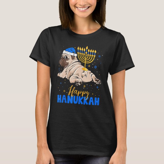 Camiseta Jewart Pug Menorah Happy Hanukkah Chanukah (Frente)