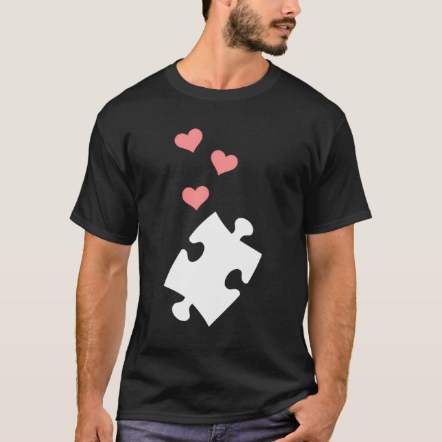 Camiseta Jigsee Quebra-cabeça Piece Hearts (Frente)