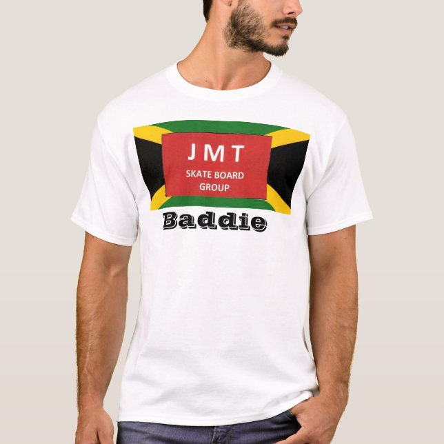 Camiseta JMT BADDIE. (Frente)