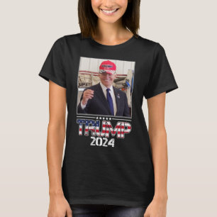 Camiseta Joe Biden Vestindo Uma Eleição Do Chapéu Trump 202