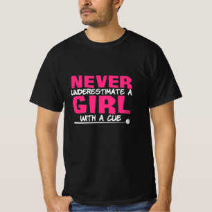 Camiseta Jogador de Bilhar Garota de Bilhar com um Taco