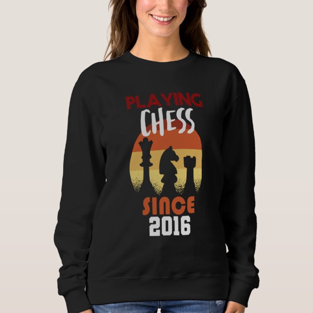 Camiseta Jogando xadrez desde 2016 (Frente)