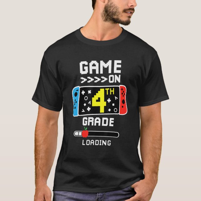 Camiseta Jogo Da 4ª Série Sobre Carregamento De Volta Para  (Frente)