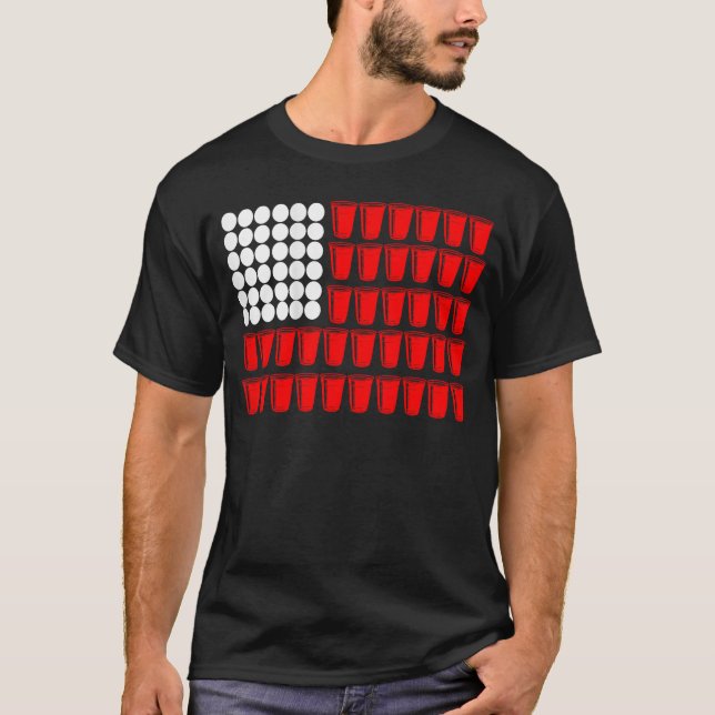 Camiseta Jogo de bebida com bandeira de Beer Pong para famí (Frente)