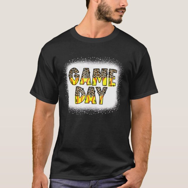 Camiseta Jogo de Softball com Leopardo Sangrado Vibes Softb (Frente)