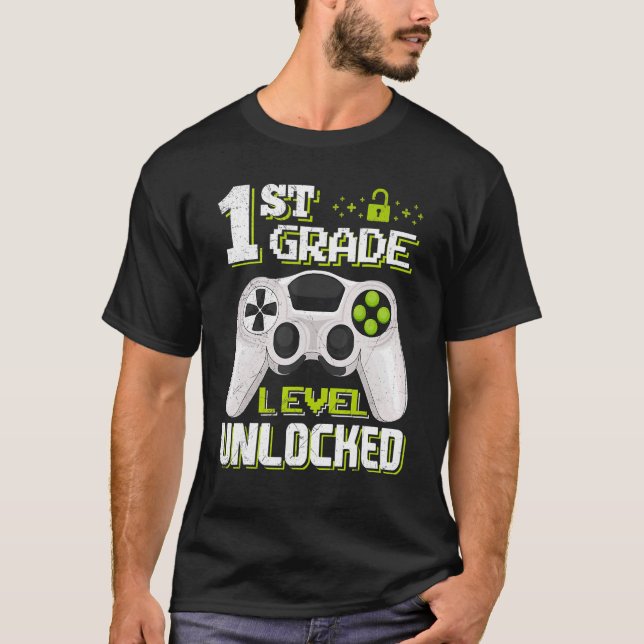 Camiseta Jogo De Vídeo Desbloqueado No Nível De 1rua De Vol (Frente)
