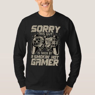 Camiseta Jogo de Vídeo Garotas Este Cara É Levado Por Um