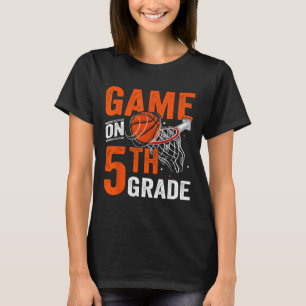 Camiseta Jogos Divertidos No Quinto Ano De Basquete No Prim