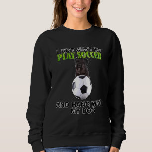 Camiseta Jogue futebol travado com o cão Bouviers De Flandr