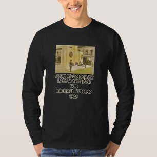 Camiseta John Mc Cormack lança coroa para Michael Collins