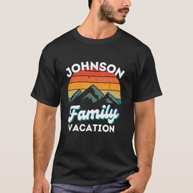 Camiseta Johnson Family Vacation Mountain Retro Sunset Matc (Frente)