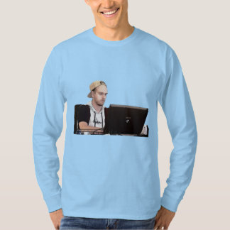 Camiseta JOSH Trabalhando Longa Folga