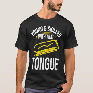Camiseta Jovem e Habilidoso Tocador de Harmônica