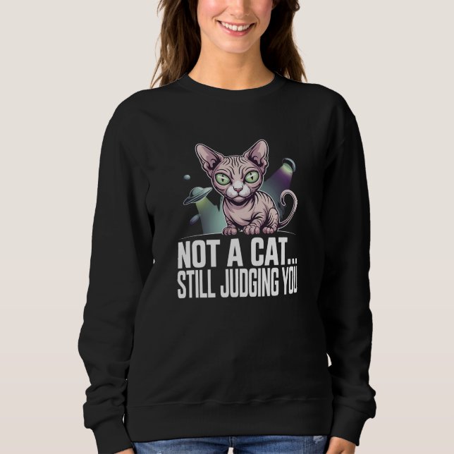 Camiseta Judging Sphynx Cat UFO Alien Sarcastic Art (Frente)