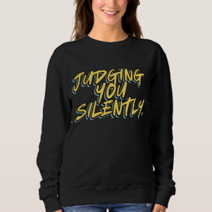 CAMISETA JULGANDO VOCÊ SILENTEMENTE