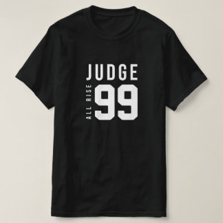 Camiseta Julgue Todos se Levantam 99
