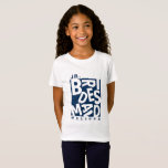 Camiseta Junior Jr. Bridesmaid, festa de casamento, Marinho<br><div class="desc">Camisa de Bridesmaid Júnior Jr. de casamento moderno,  camiseta de tipografia azul Marinho. Um presente perfeito para seus membros festas de casamento.</div>