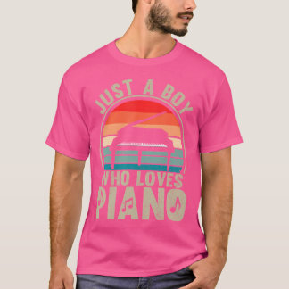 Camiseta Just A Boy Who Loves Piano Recto Pianist