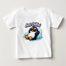 Camiseta JUST CHILLING PINGUIN Throw Pillow