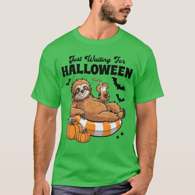 Camiseta Just Waiting For Halloween Cute Lazy Sloth Hallowe (Frente)