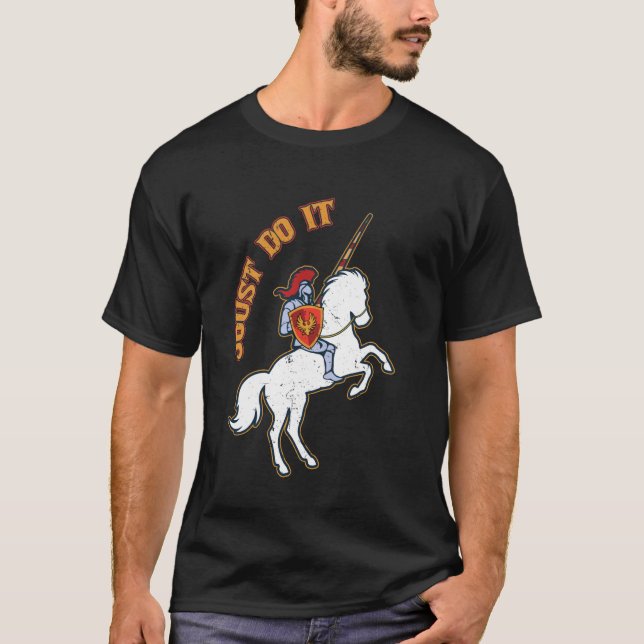 Camiseta Juste Faça Isso Engraçado Ren Faire Juste Medieval (Frente)