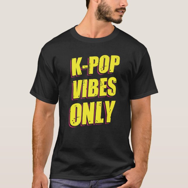 Camiseta K-Pop Vibes Premium (Frente)