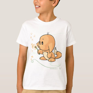 Camiseta Kacheek alaranjado que deseja em um dente-de-leão