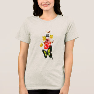 Camiseta Kanji de Borboletas e Bandeira Japonesa