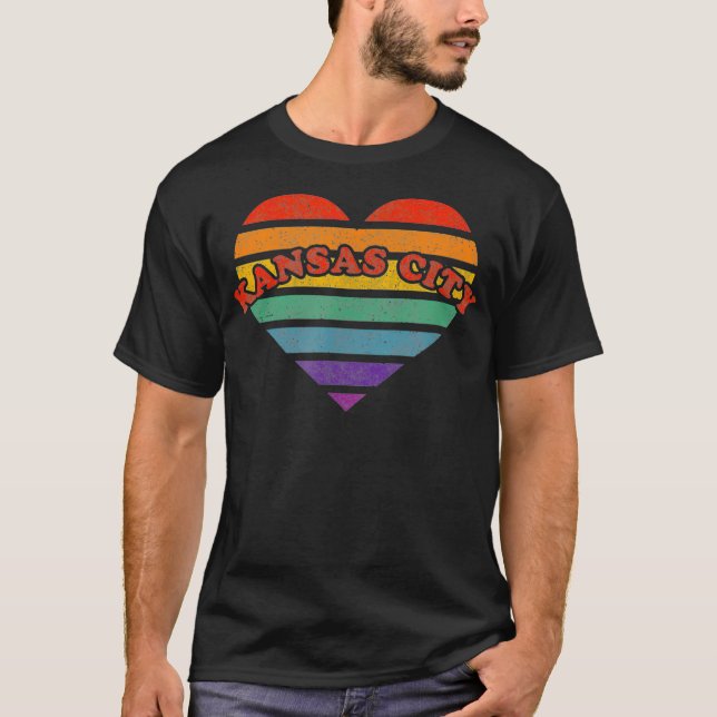 Camiseta Kansas City Retro Rainbow Heart 80s Whimsy LGBTQ (Frente)