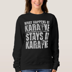 Camiseta Karaokê  O Que Acontece No Karaokê Fica No Karaokê