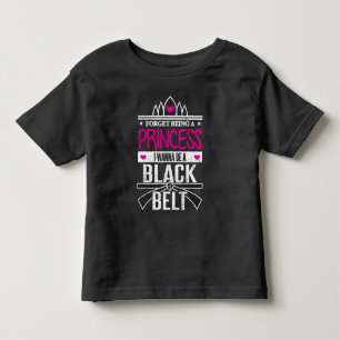 Camiseta Karate Girls Esquece Princesa Seja um Cinturão Neg