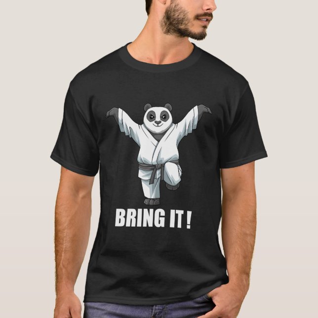 Camiseta Karate Panda Crane Kick Karate Mial Japonês (Frente)