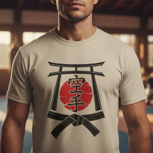 Camiseta Karate - Portão Torii, Sol e Kanji