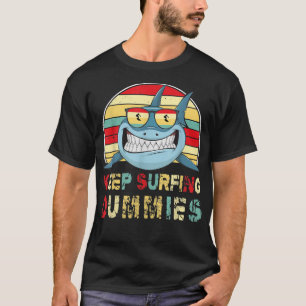 Camiseta Keep Surfing Dummies Shark Funny Vintage Style Sha