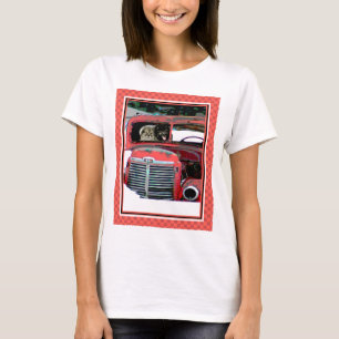 Camiseta Keeshond Christmas Old Truck Painting Art