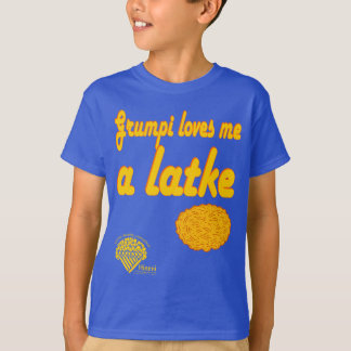 Camiseta Kids' Hanukkah Shirt - "Grumpi loves me a latke"