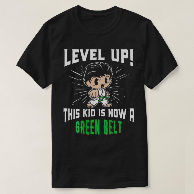 Camiseta Kids Karate Uniform Green Belt Prêmio Presentes (Frente do Design)