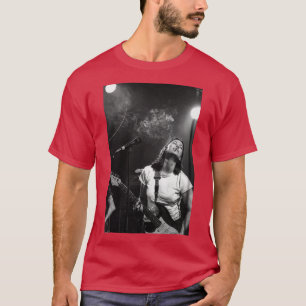 Camiseta Kim Deal tocando violão