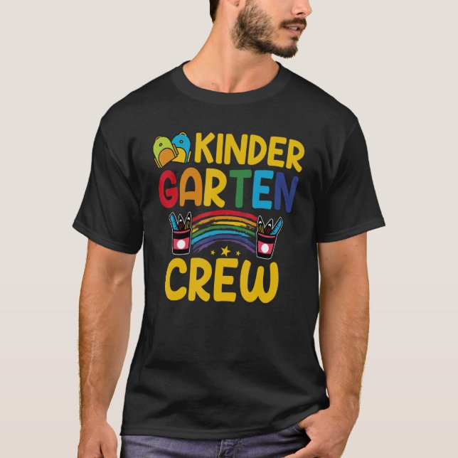 Camiseta Kindergarten Crew  1st Day Of School  Back To Scho (Frente)