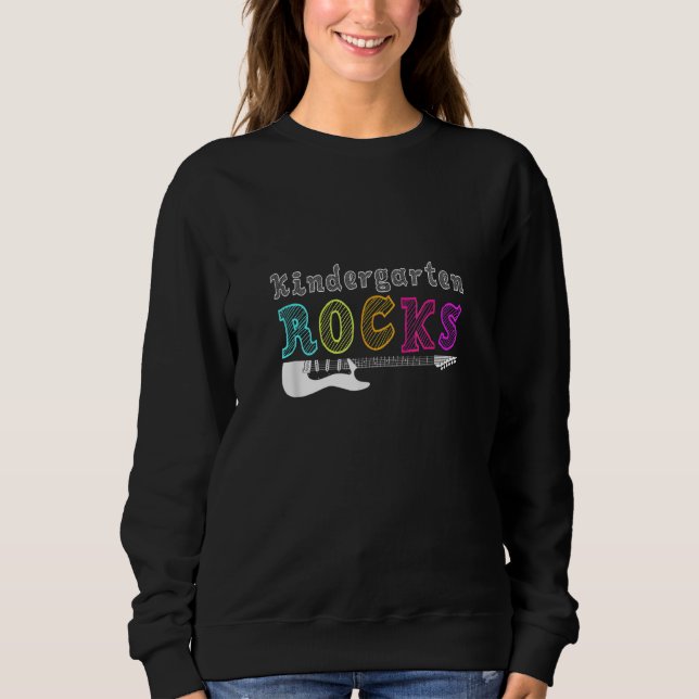 Camiseta Kindergarten Rocks With Guitar Back To School Stud (Frente)