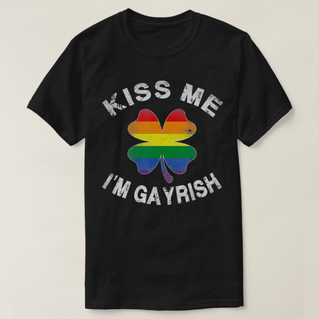 Camiseta Kiss Me I'm Gayrish St (Frente do Design)