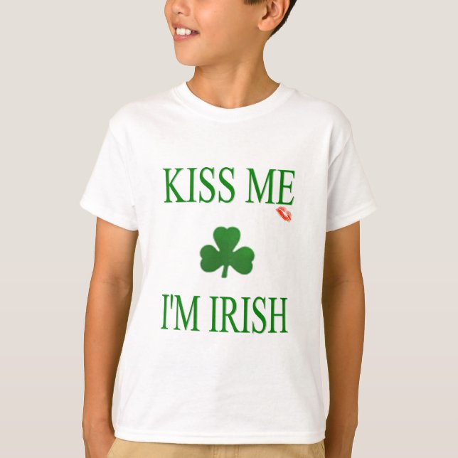 Camiseta Kiss Me Im Irish (Frente)