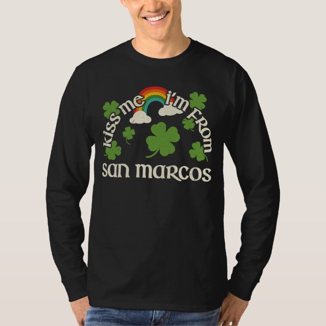 Camiseta Kiss Me Shamrock  City St Patrick's Day San Marcos (Frente)