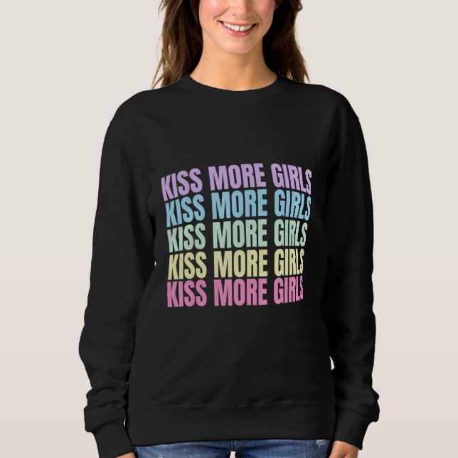 Camiseta Kiss More Girls Lesbian Bisexual LGBT Pride Femini (Frente)