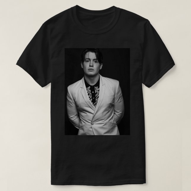 Camiseta Kit Connor, Presente Para Namorado, Kit Connor Lov (Frente do Design)