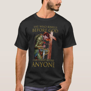 Camiseta Knights Templar She Who Kneels Before God Crusader