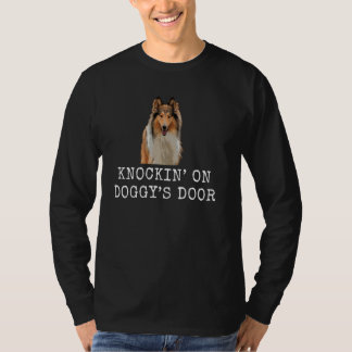 Camiseta Knockinu2019 No Doggyu2019S Door Funny Dog Pai e